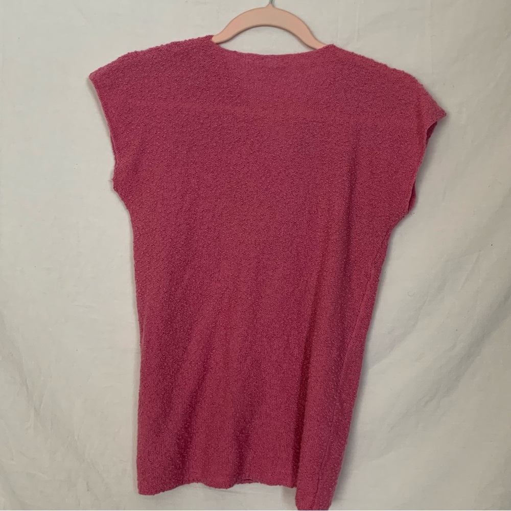 Pink top - Picture 3 of 3